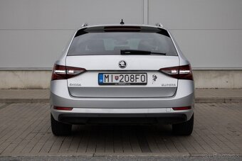 Škoda Superb Combi 2.0 TDI Style DSG - 10