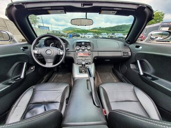 Opel GT 2.0 Turbo - 10