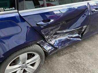 Volkswagen Golf 2.0 TDI Highline - 10