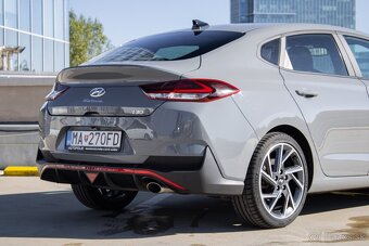 Hyundai i30 1.5 T-GDi mHEV iMT N Line+, 118kW ZÁRUKA 6/2027 - 10