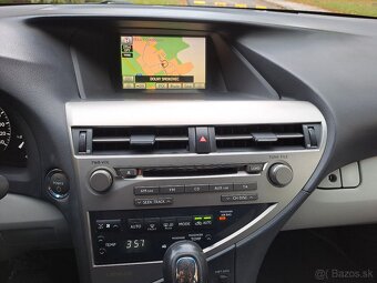 Lexus RX 450h - 10