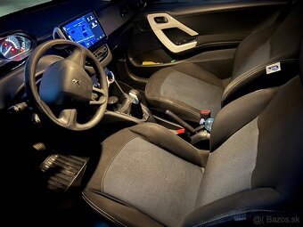 Peugeot 208 | 11/2016 | Benzín | 68 PS / 50 kW | N1 (úžitkov - 10