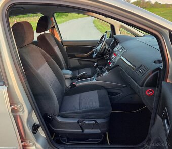 Ford C-Max 1.6 TDCi Ghia 80KW/110PS R.V.02/2009 - 10