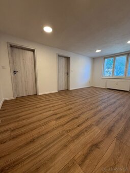 Na prenájom 3 izbový byt s balkónom v Handlovej - 10