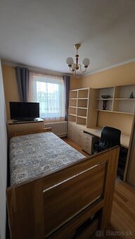 Priestranný rodinný dom s garážou, Senica - 10