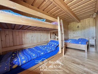 Na predaj krásna zariadená chata s vinohradom - Trávnica - 10