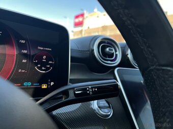 Mercedes-Benz C220 Sedan - 10