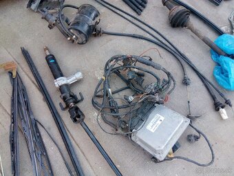 Škoda Felícia - diely. - 10