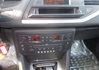 Citroën C5 2,2HDI nafta manuál 125 kw - 10