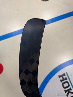 UPLNE NOVA PROFI HOKEJKA CCM RIBCOR TRIGGER 6PRO Thorell - 10
