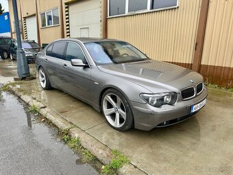 BMW E66 760Li V12 - 10