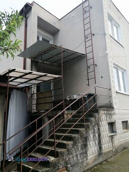 Poschodový rodinný dom v obci Ľubá - 10