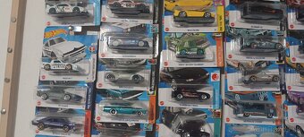 1.5€/ksHotwheels modely - 10