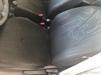 Toyota yaris 2010 1.3 - 10