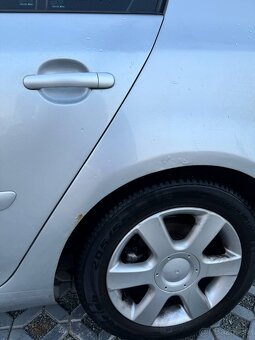 Volkswagen Golf 5 1.9TDI 77kw - 10