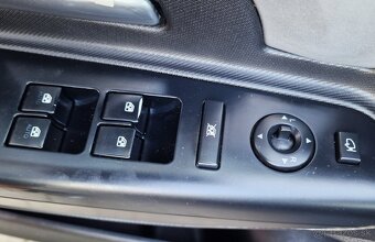 Kia Cee´d 1.6CRDi VGT 115K TX M6 SR 2 majiteľ - 10