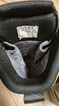 Pilčícke nohavice a obuv Tornado Rosenbauer s protirezem - 10