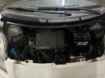 Predám Tyota Yaris 1.0 5D - 10