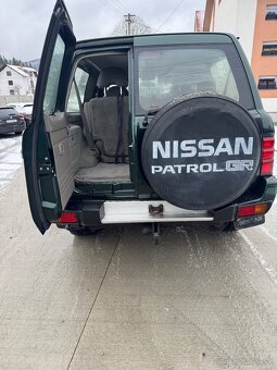 Nissan Patrol Y61 - 10