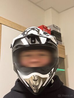 Fox motorkárska prilba - 10