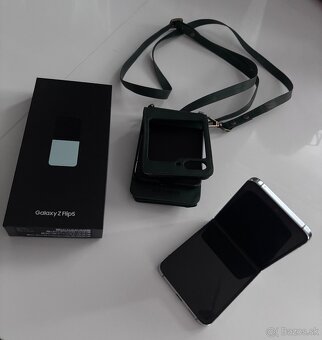 Samsung Galaxy Z Filip 5 - 10