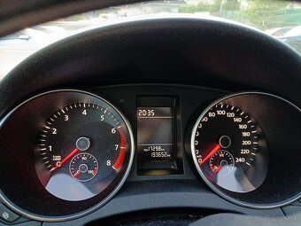 Volkswagen Golf 6 - 10