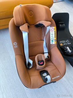 Maxi-Cosi Pearl 360 a základňa Maxi-Cosi FamilyFix 360 - 10