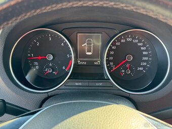 Volkswagen Polo 1.4 TDI BMT Cross - 10