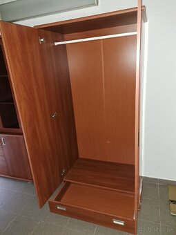 Sektorový nábytok do kancelárie - 10