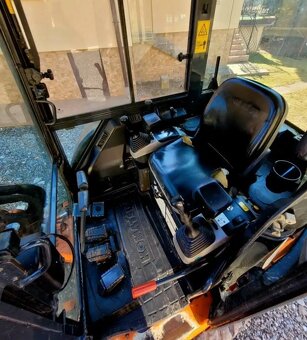 MINIBAGER BAGER RÝPADLO KOMATSU PC35MR - 10