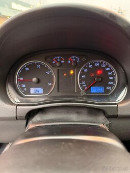 Volkswagen polo 1.9 Tdi - 10