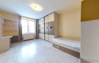 Zariadený 3 izb.tehlový byt s balkónom CENTRUM MESTA - 10