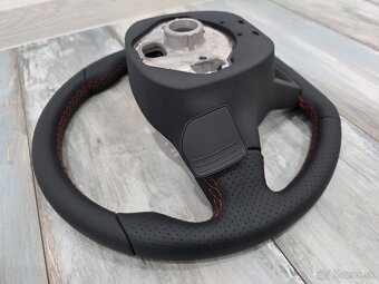 Multifunkcny kozeny Seat volant - 10