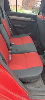 Suzukk swift 1.3 benzín 68 kW ,160 000 km - 10