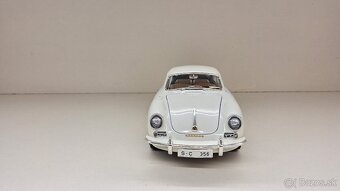 1:18 PORSCHE 356 B COUPE - 10