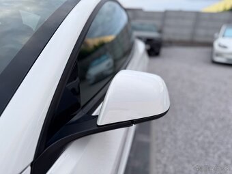 Tesla Model 3 Long Range Facelift 21 - 10