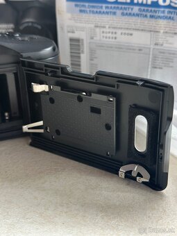 Olympus Superzoom 700XB - 10