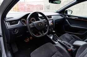 Škoda Octavia Combi 2.0 TDI RS DSG 4x4 - 10