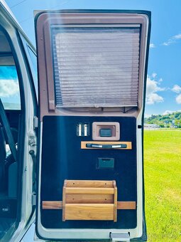 1995 Ford E-150 Econoline | Club Wagon | 6 miestne - 10