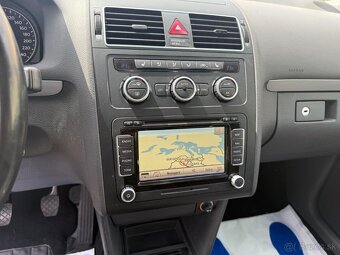►VW TOURAN CUP 2,0 TDI - 103 kW, NAVI, AUTOM. PARKOVÁNÍ ◄ - 10