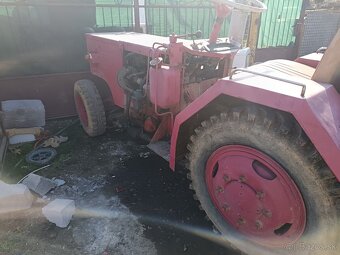 Ponúkame na predaj traktor s prívesom - 10
