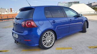 Golf V R32 - 10