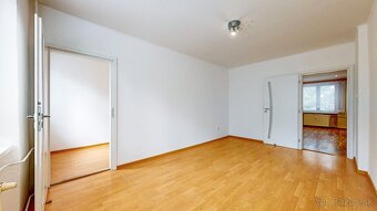 ŠACA - pekný 3 izbový zariadený byt ul. Železiarenska, 64 m2 - 10