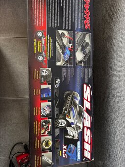 Traxxas slash - 10