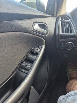 Ford Focus 1.6 70kw Diesel - 10