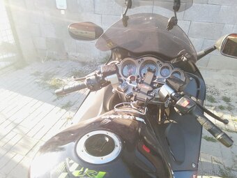 KAWASAKI ZZR 1200 - 10