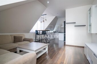 ZNÍŽENIE-TEHLOVÝ 2 IZBOVÝ PODKROVNÝ BYT V KYSUCKOM NOVOM... - 10