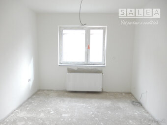 Pekný rodinný dom, 300 m2, kompletná rekonštrukcia, Hronské  - 10