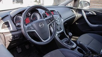 Opel Astra Sport Tourer ST 1.4 Turbo 140k, 103KW, M6, 5d - 10