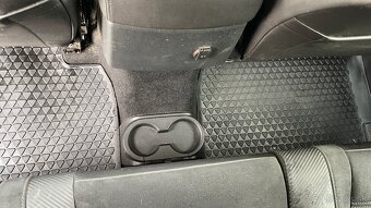 VOLKSWAGEN ANAROK V6 - NA PREDAJ / NA SPLATKY - 10